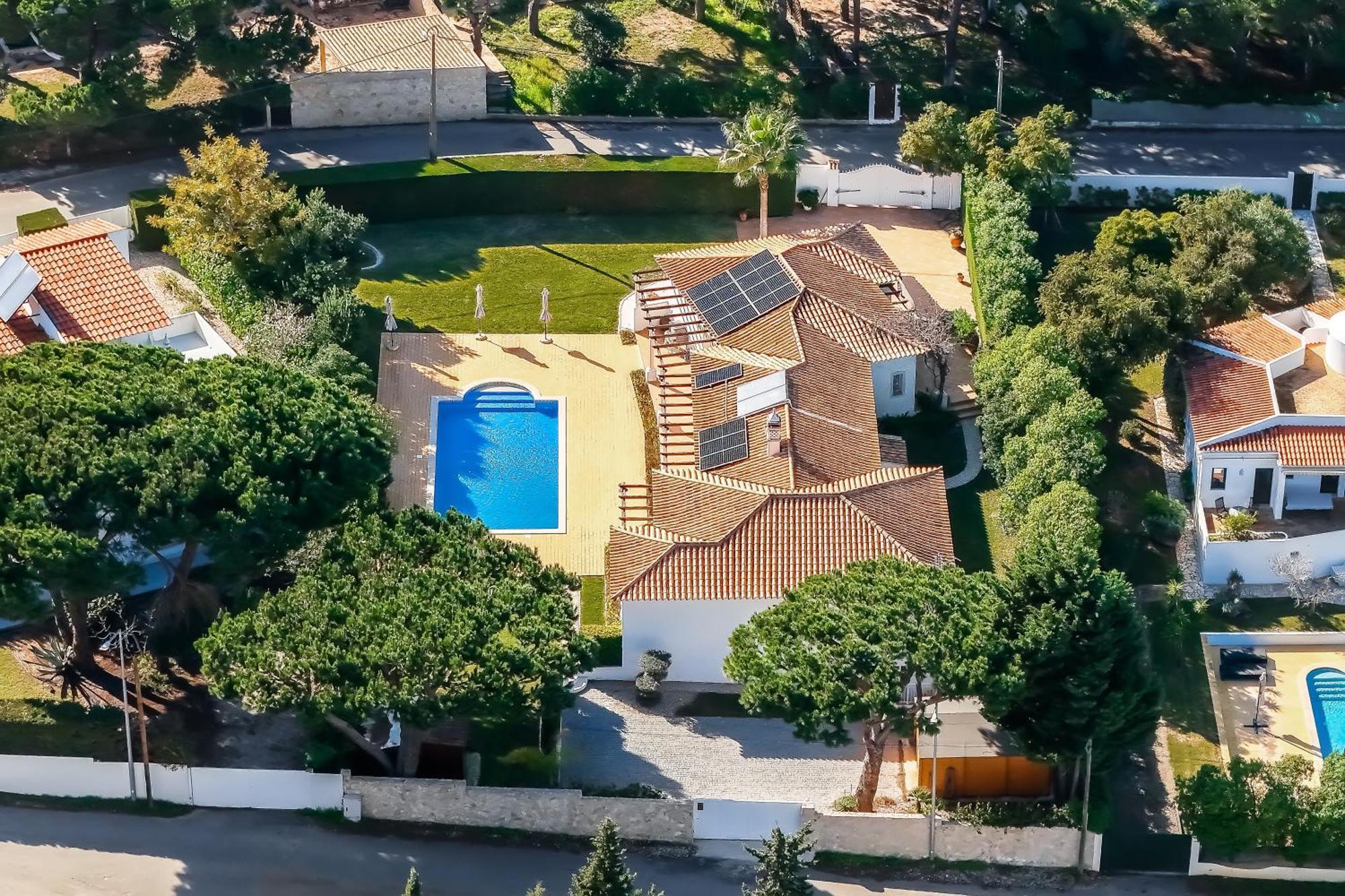 Exclusive Villa Toulouse With Pool In Falesia Algarve Albufeira Bagian luar foto