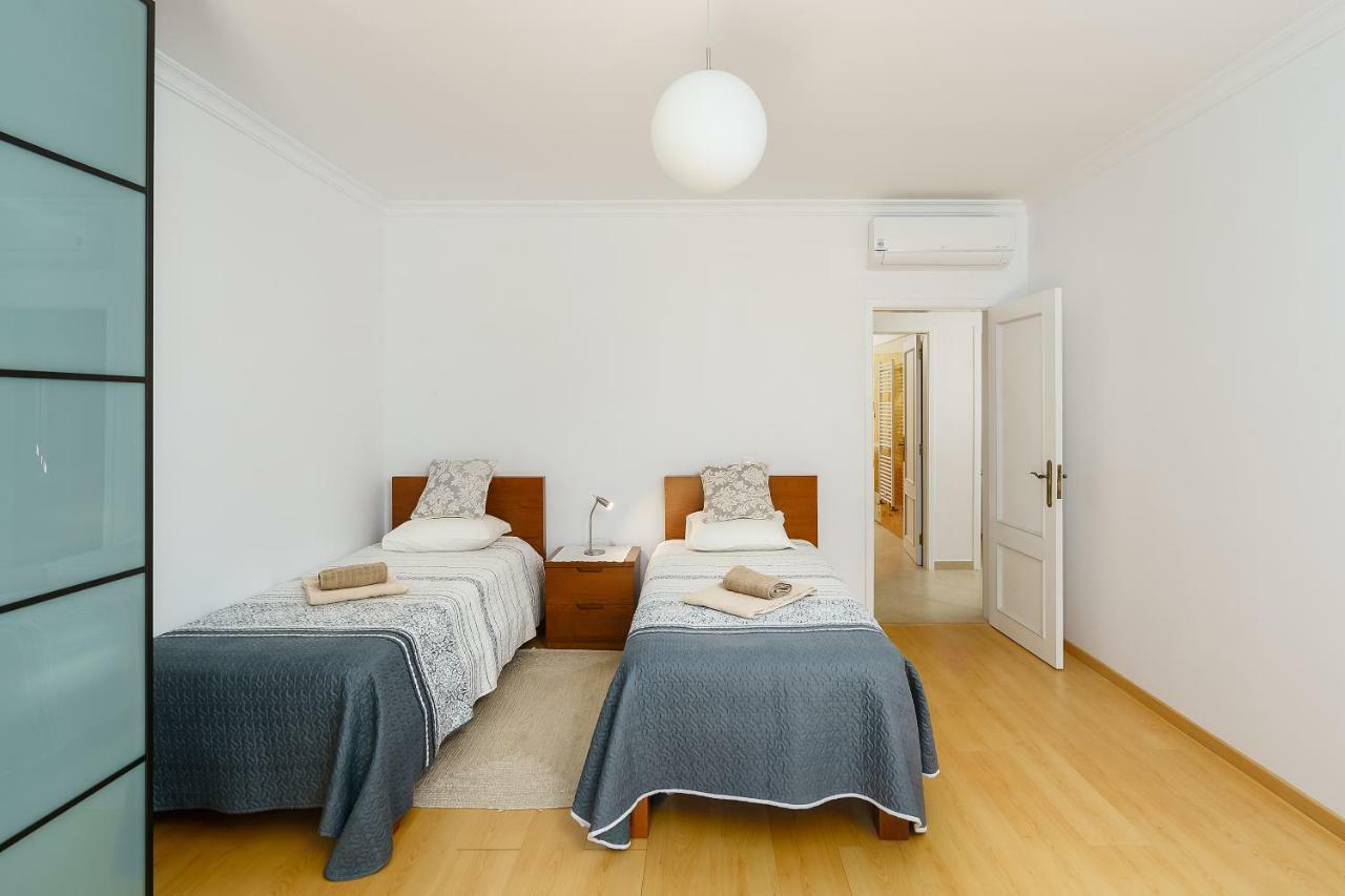Exclusive Villa Toulouse With Pool In Falesia Algarve Albufeira Bagian luar foto