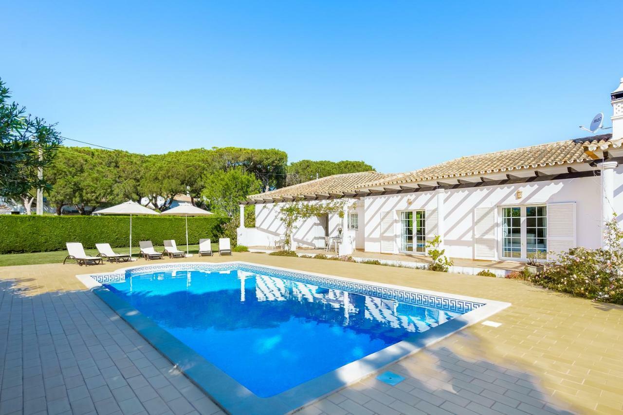Exclusive Villa Toulouse With Pool In Falesia Algarve Albufeira Bagian luar foto